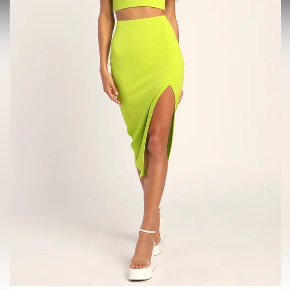 Lulus Lime Green Absolute Edge Bodycon High Waisted Ribbed Midi‎ Skirt NWT S